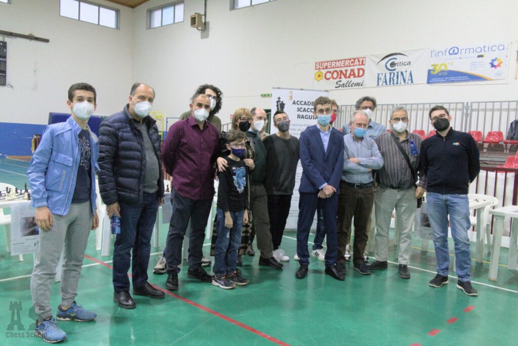 Simultanea di scacchi a Santa Croce Camerina (Ragusa)